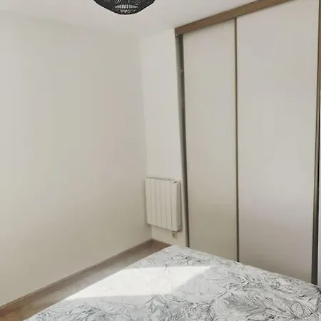 Apartment Beau Duplex Familial Avec Jardin Cloture *